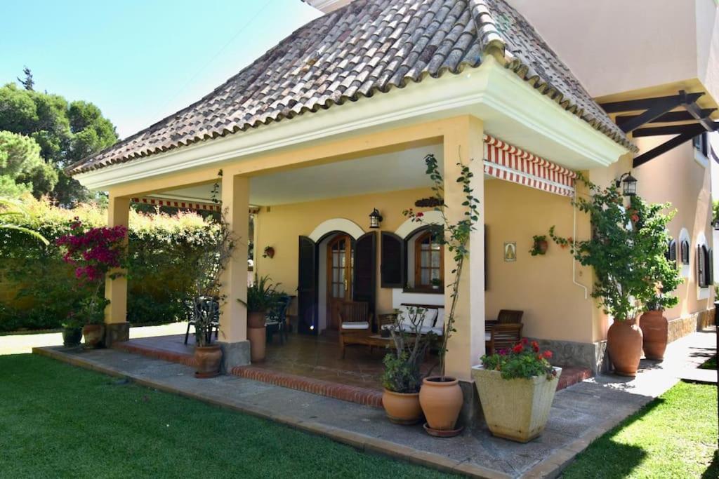 Villa Roche: Relax Familiar Junto Al Mar En Cadiz Exterior foto
