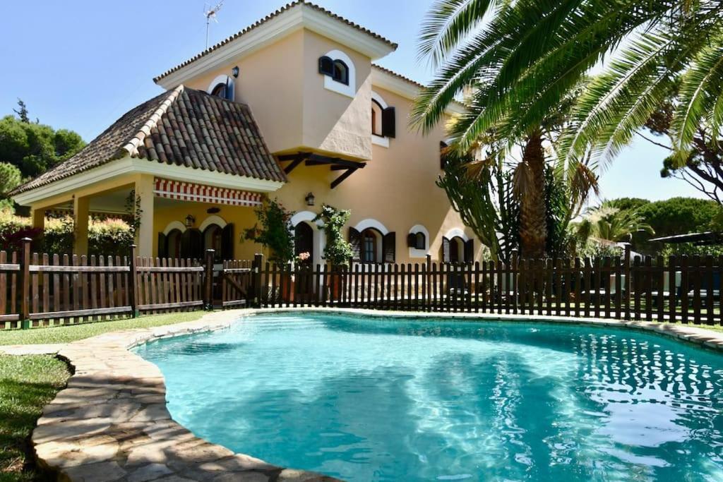 Villa Roche: Relax Familiar Junto Al Mar En Cadiz Exterior foto